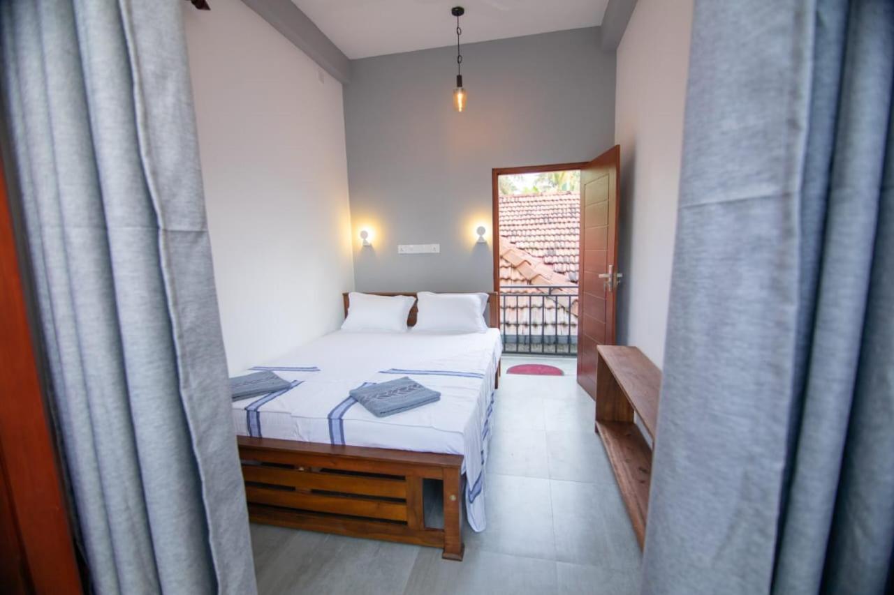 Light House Beach Home Matara Bilik gambar
